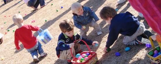 2008 Easter Egg Hunt 031EERobinson